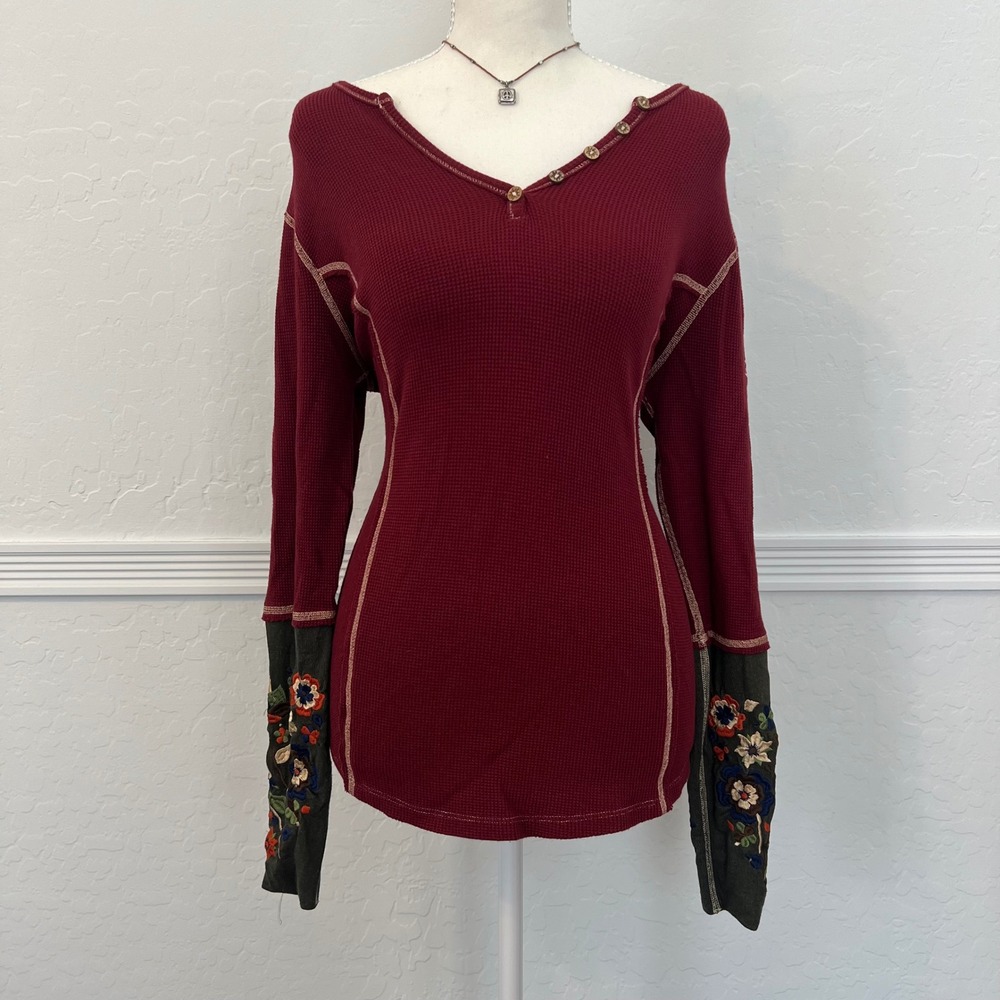 vintage thermal long sleeve top with cute floral embroidered cuffs